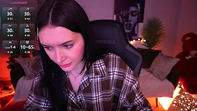 MilaSecrett online show from 04/03/26, 02:34