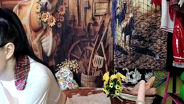 DashaHart online show from 12/05/24, 01:11