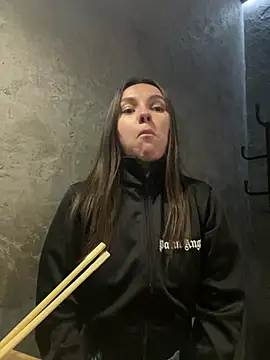 Snapshot of Jinna_milli chatting on 03/12/25, 09:03 Jinna milli online show from 03/12/25, 09:03