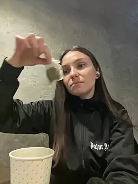 Snapshot of Jinna_milli chatting on 03/18/25, 09:53 Jinna milli online show from 03/18/25, 09:53