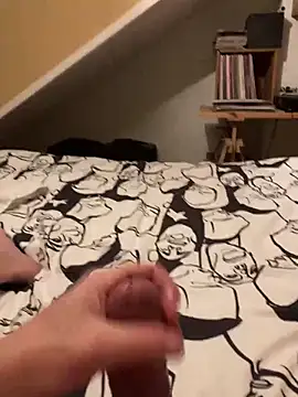 LivingLegend1978 online show from 11/12/25, 09:40