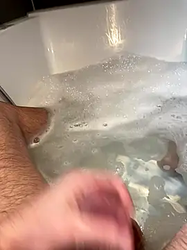 LivingLegend1978 online show from 11/06/25, 09:24