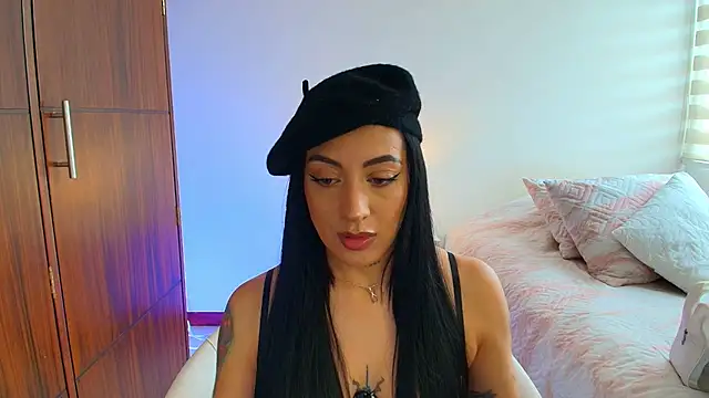 keilelewis online show from 10/29/25, 05:34