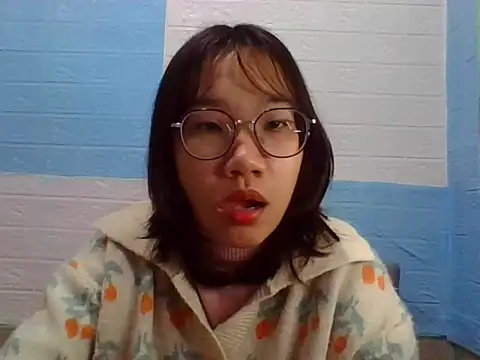 Snapshot of Nanoko chatting on 01/11/26, 11:28 Nanoko online show from 01/11/26, 11:28