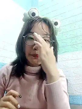 Snapshot of Nanoko chatting on 01/10/26, 12:00 Nanoko online show from 01/10/26, 12:00