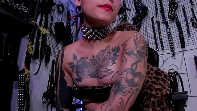 Agatha BDSM online show from 01/15/25, 03:11