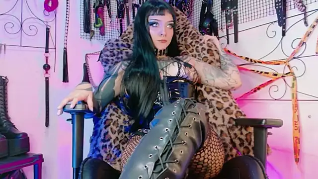 Snapshot of Agatha_BDSM chatting on 04/30/26, 08:16 Agatha BDSM online show from 04/30/26, 08:16
