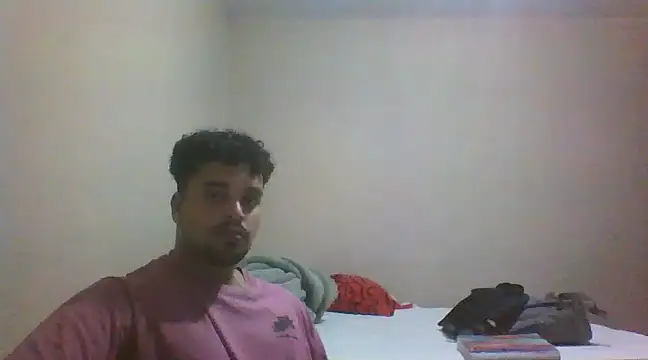 Snapshot of Xcumshot33 chatting on 02/13/25, 02:23 Xcumshot33 online show from 02/13/25, 02:23