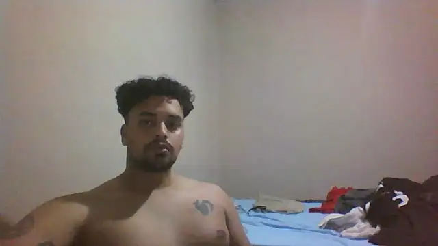 Snapshot of Xcumshot33 chatting on 09/20/25, 03:22 Xcumshot33 online show from 09/20/25, 03:22