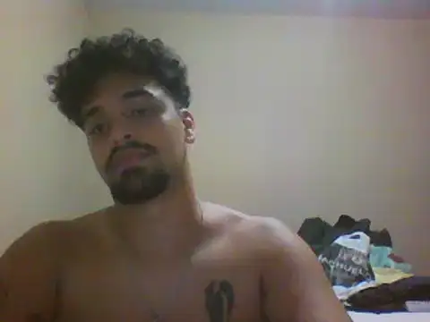Snapshot of Xcumshot33 chatting on 12/18/24, 01:59 Xcumshot33 online show from 12/18/24, 01:59