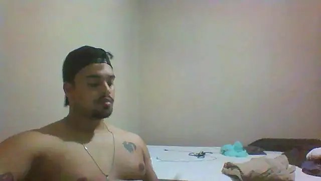 Snapshot of Xcumshot33 chatting on 10/06/25, 12:56 Xcumshot33 online show from 10/06/25, 12:56