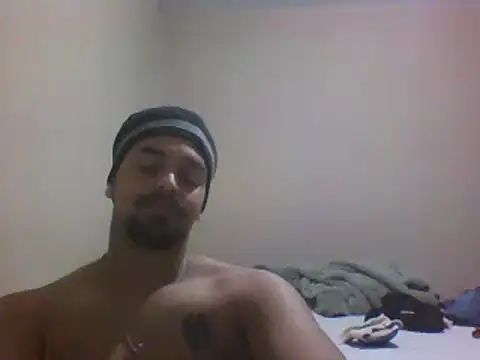 Snapshot of Xcumshot33 chatting on 12/13/24, 03:27 Xcumshot33 online show from 12/13/24, 03:27