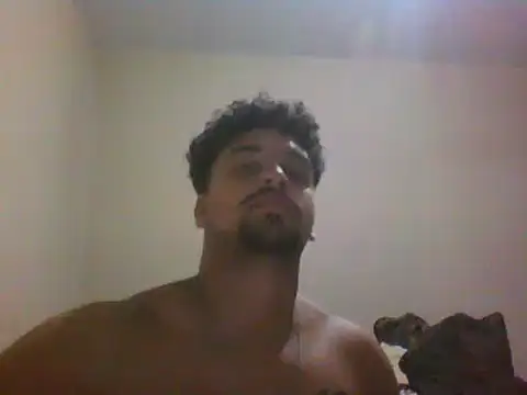Snapshot of Xcumshot33 chatting on 01/09/25, 02:43 Xcumshot33 online show from 01/09/25, 02:43