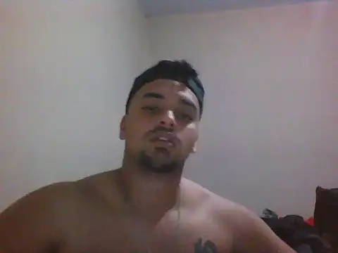 Snapshot of Xcumshot33 chatting on 09/12/25, 04:12 Xcumshot33 online show from 09/12/25, 04:12