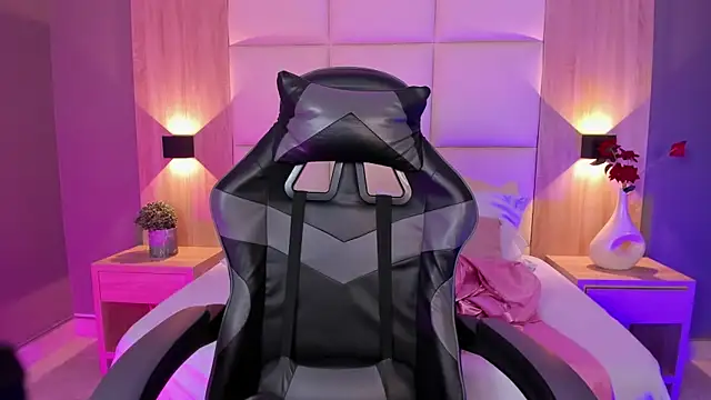 bella1207 online show from 10/29/25, 07:35