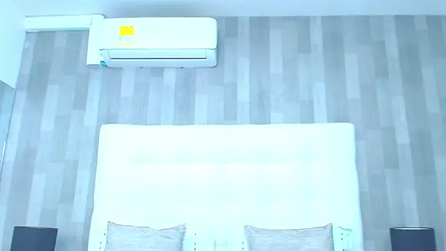 LeahMillerr online show from 11/26/25, 12:49