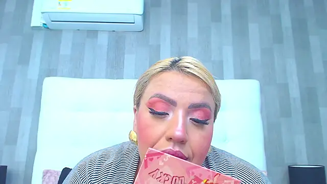 LeahMillerr online show from 01/14/26, 01:26