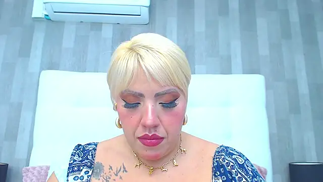 LeahMillerr online show from 02/26/26, 02:39