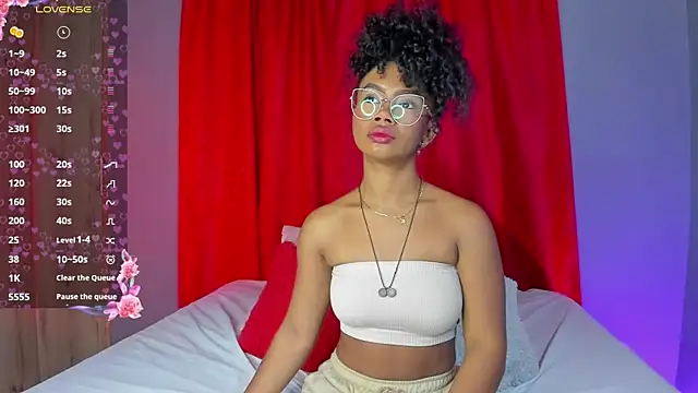 EmmaSmith06 online show from 12/18/25, 05:06