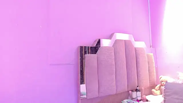 LoveQueen2 online show from 06/13/26, 11:41