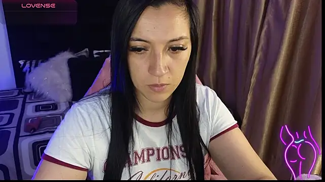 Snapshot of Majuu__ chatting on 02/09/26, 11:52 Majuu online show from 02/09/26, 11:52