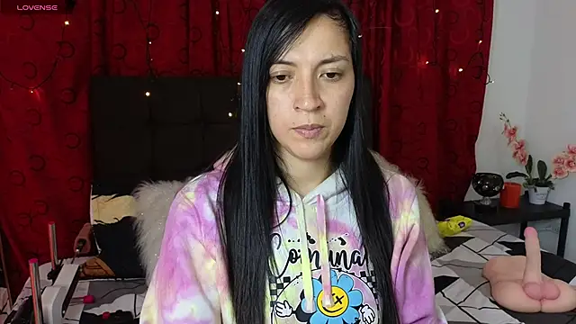 Snapshot of Majuu__ chatting on 09/09/25, 06:39 Majuu online show from 09/09/25, 06:39