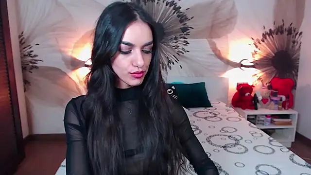 KatherineBisou online show from 02/26/26, 09:04