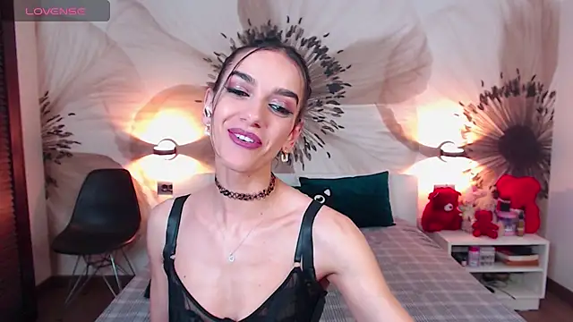 KatherineBisou online show from 05/24/26, 06:52