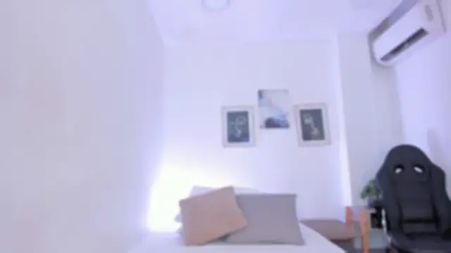 emelie 89 online show from 10/19/25, 01:25