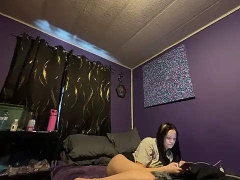 skinwalkingzombie online show from 02/07/25, 06:13