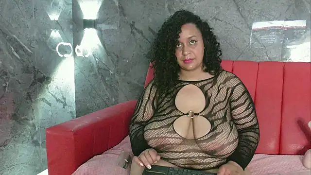 Snapshot of Danielaa_a chatting on 11/07/25, 10:46 Danielaa a online show from 11/07/25, 10:46