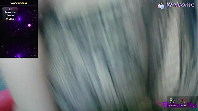 Snapshot of Danielaa_a chatting on 11/22/25, 11:58 Danielaa a online show from 11/22/25, 11:58