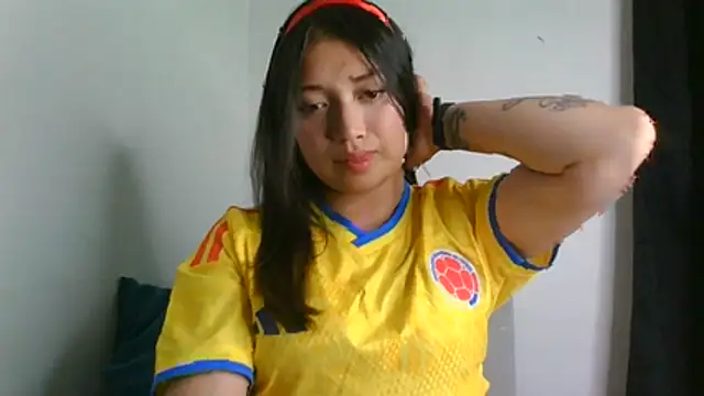 Snapshot of katherodriguezx chatting on 06/24/26, 12:42 katherodriguezx online show from 06/24/26, 12:42