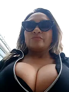 Afroditecash online show from 10/28/25, 06:07