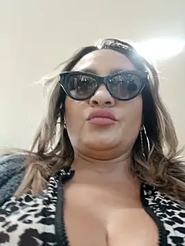 Afroditecash online show from 10/29/25, 06:07