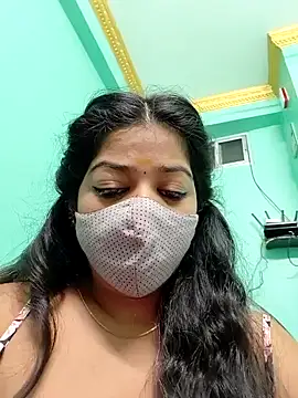 Snapshot of Monalisa_Singh chatting on 01/29/25, 08:04 Monalisa Singh online show from 01/29/25, 08:04