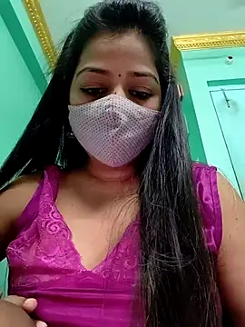 Snapshot of Monalisa_Singh chatting on 10/04/25, 05:58 Monalisa Singh online show from 10/04/25, 05:58