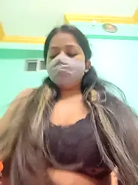 Snapshot of Monalisa_Singh chatting on 02/09/25, 06:05 Monalisa Singh online show from 02/09/25, 06:05