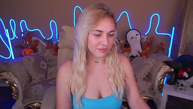 ArishkaLulu online show from 11/01/25, 07:13