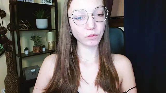 EmillyPlay online show from 02/12/26, 06:57