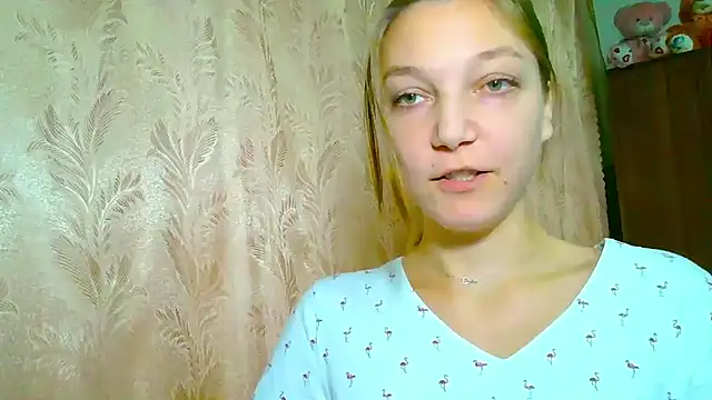 EmillyPlay online show from 11/11/25, 09:04