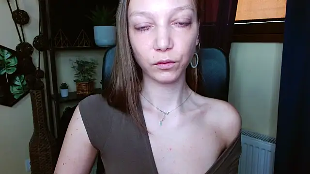 EmillyPlay online show from 03/25/26, 06:35