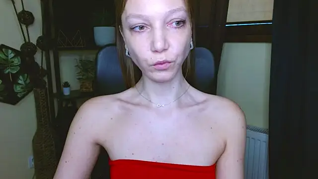 EmillyPlay online show from 03/04/26, 10:34