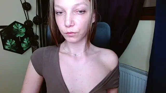 EmillyPlay online show from 03/30/26, 05:36