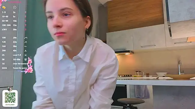 DonnaBurkee online show from 12/19/25, 04:38