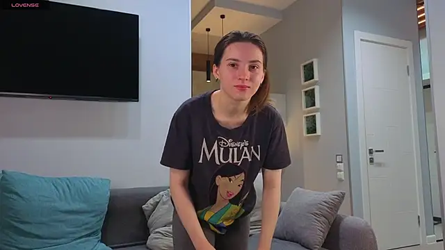 Snapshot of DonnaBurkee chatting on 11/15/25, 04:27 DonnaBurkee online show from 11/15/25, 04:27