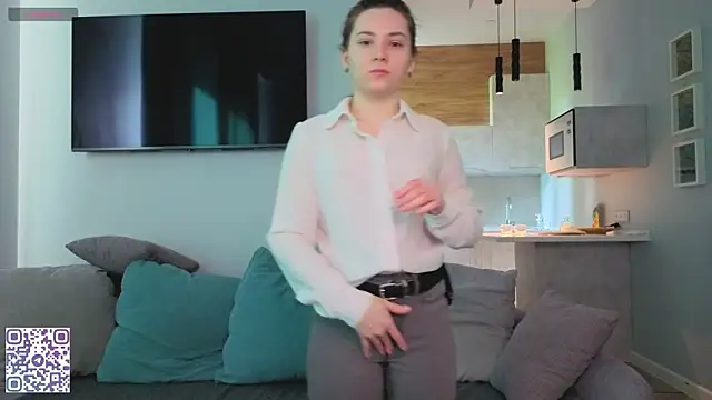DonnaBurkee online show from 05/08/26, 04:05