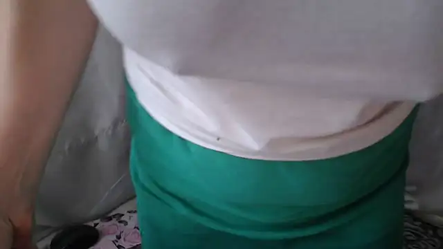 Burberrry  online show from 11/22/25, 08:24