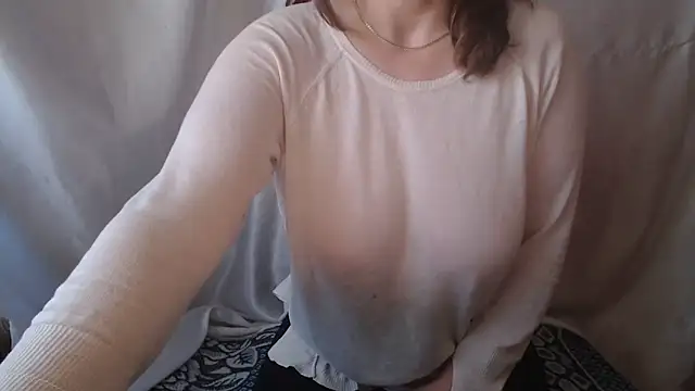 Burberrry  online show from 05/02/26, 04:18