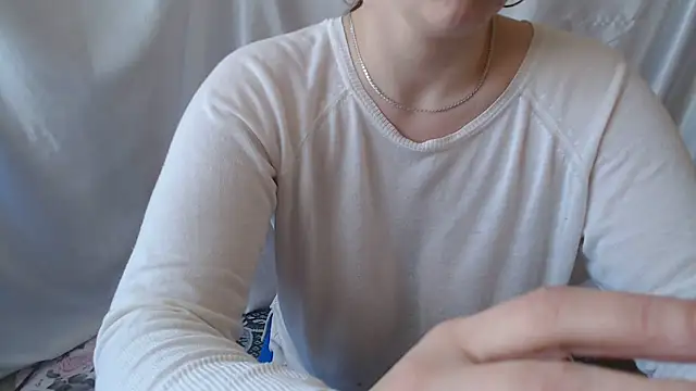 Burberrry  online show from 04/22/26, 07:59